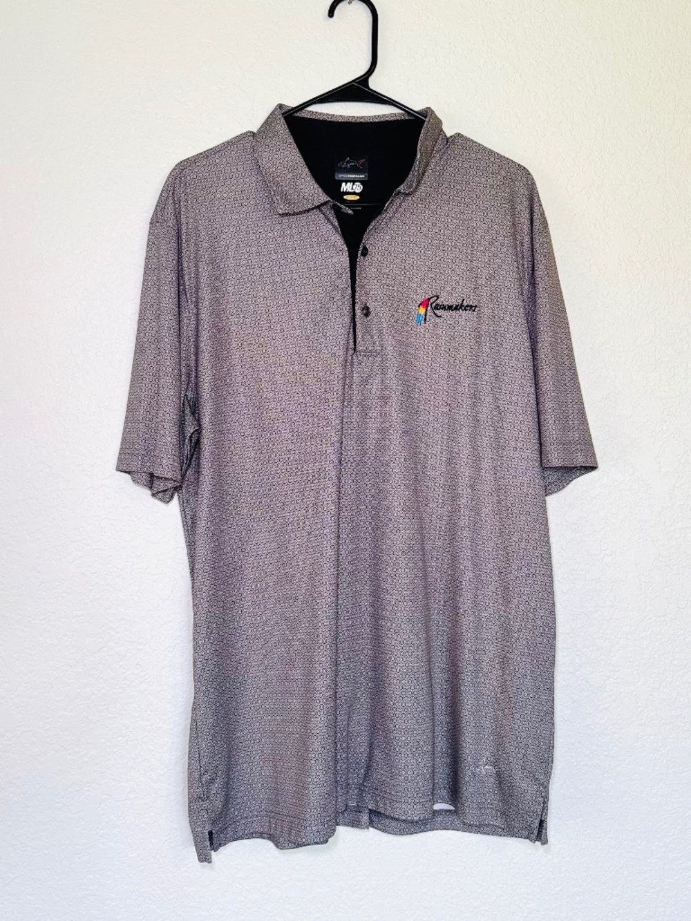 Greg Norman Rainmaker Polo Shirt Mens XL Weatherknit PlayDry Golf Shark Logo